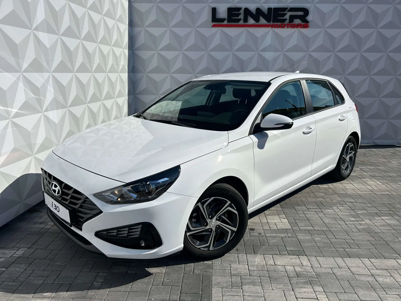 Hyundai i30 hatchback comfort - Lenner Motors