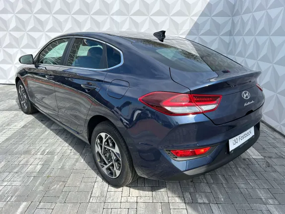 Hyundai i30 fastback- Lenner Motors