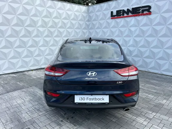 Hyundai i30 fastback- Lenner Motors